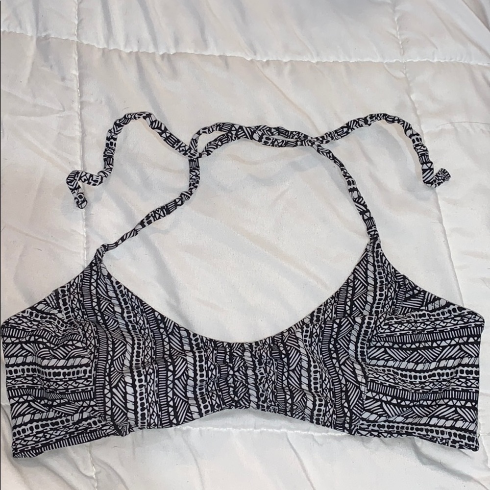 b&w halter bikini top